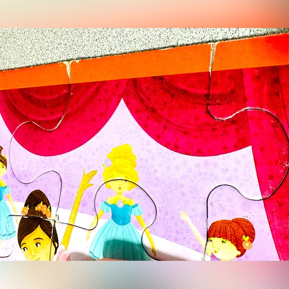 🚦🚦 Bundle 2 puzzles for $12 
Mudpuppy 12 piece Bag Jigsaw Puzzle - Ballerinas - Picture 5 of 8